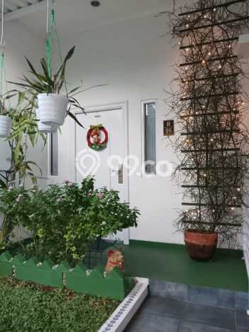 Rumah Strategis Minimalis Lb 97m2 di Ciputat, Tangerang Selatan Rumah Strategis Minimalis Lb 97m2 di Ciputat, Tangerang Selatan