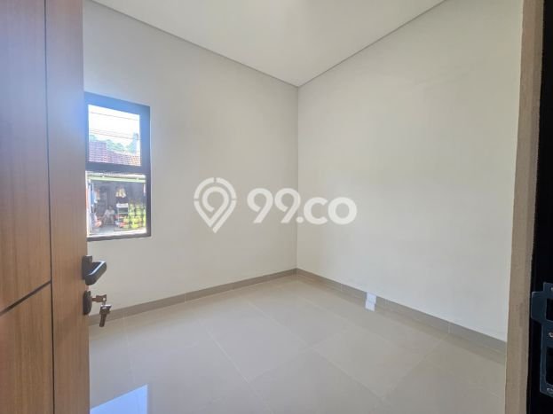 Jual Rumah Eksklusif 2 KT di Gading Serpong, Tangerang Jual Rumah Eksklusif 2 KT di Gading Serpong, Tangerang