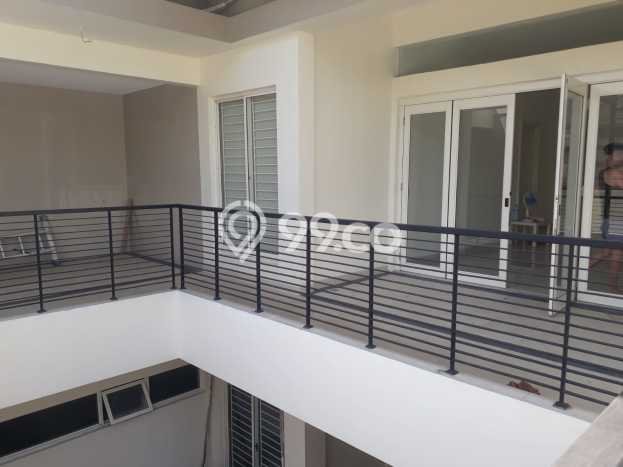Jual Rumah Mewah Elegan Dengan View Cantik di Alam Sutera, Tangerang Jual Rumah Mewah Elegan Dengan View Cantik di Alam Sutera, Tangerang