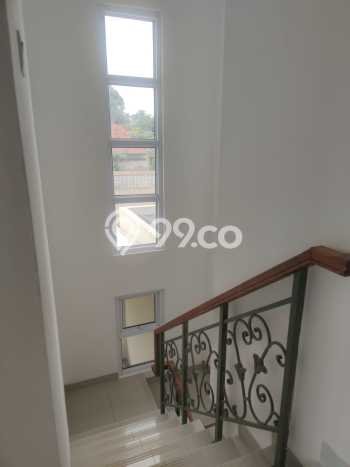 Rumah Modern 3 KT LT 90m2 di Gading Serpong Rumah Modern 3 KT LT 90m2 di Gading Serpong