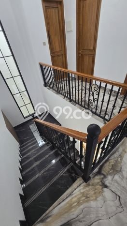 Rumah Luxury Modern Tanpa Renovasi di Alam Sutera Tangerang Rumah Luxury Modern Tanpa Renovasi di Alam Sutera Tangerang