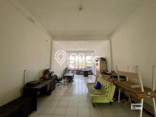 Ruko Kawasan Dewi Sri, Luas 230m2m², Area Komersial, Disewakan Ruko Kawasan Dewi Sri, Luas 230m2m², Area Komersial, Disewakan