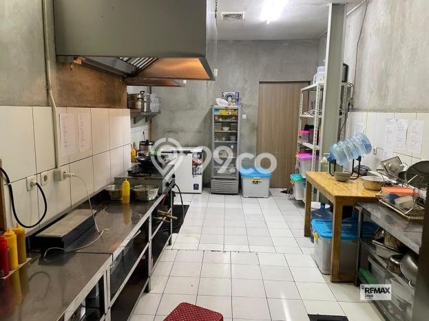 Ruko Komersial Disewakan di Denpasar Barat Denpasar Luas 300m2 Ruko Komersial Disewakan di Denpasar Barat Denpasar Luas 300m2
