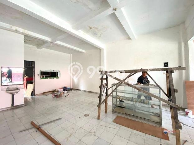 For Rent Ruko Kawasan Seminyak, Luas 50m², Kawasan Berkembang For Rent Ruko Kawasan Seminyak, Luas 50m², Kawasan Berkembang