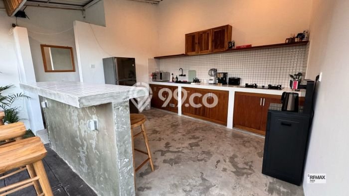 HUNIAN PILIHAN! Rumah di Canggu, 7 KT, Area Asri, Luas 650m2m² Bangunan 650m2m² HUNIAN PILIHAN! Rumah di Canggu, 7 KT, Area Asri, Luas 650m2m² Bangunan 650m2m²