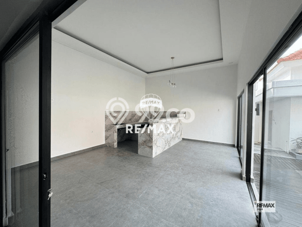 LOKASI PREMIUM! Vila Kawasan , Area 230m2m², Dekat ke Fasilitas Umum LOKASI PREMIUM! Vila Kawasan , Area 230m2m², Dekat ke Fasilitas Umum
