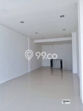 Unit Ruko Disewakan di Sunset Road di Area Ramai & Strategis Unit Ruko Disewakan di Sunset Road di Area Ramai & Strategis