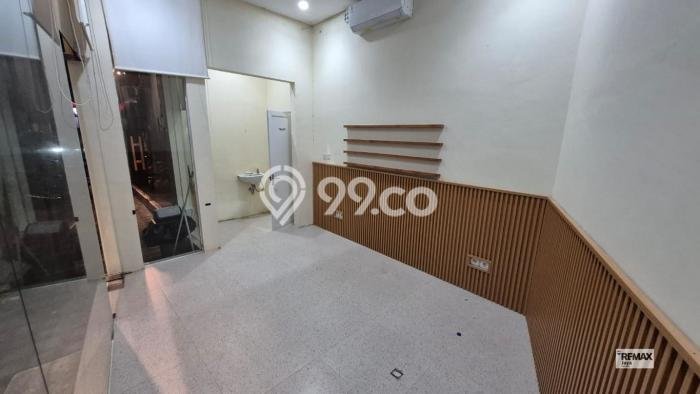 AREA PREMIUM! Ruko Disewakan Kawasan Canggu, Luas 16m², Area Strategis AREA PREMIUM! Ruko Disewakan Kawasan Canggu, Luas 16m², Area Strategis
