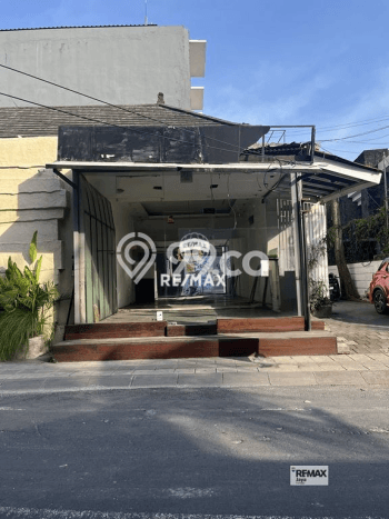 Disewakan Ruko di Kawasan Ramai Canggu Luas 36m2 Disewakan Ruko di Kawasan Ramai Canggu Luas 36m2