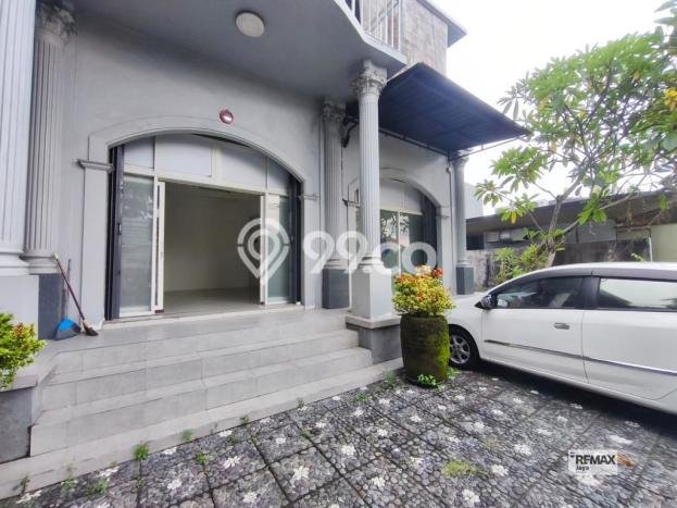 Disewakan Ruko di Kawasan Ramai Pererenan Luas 44m2 Disewakan Ruko di Kawasan Ramai Pererenan Luas 44m2