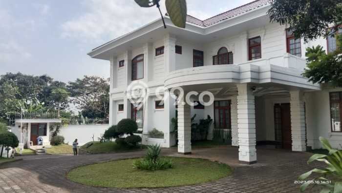 Rumah Luxury Modern Siap Huni di Setiabudi Bandung Rumah Luxury Modern Siap Huni di Setiabudi Bandung
