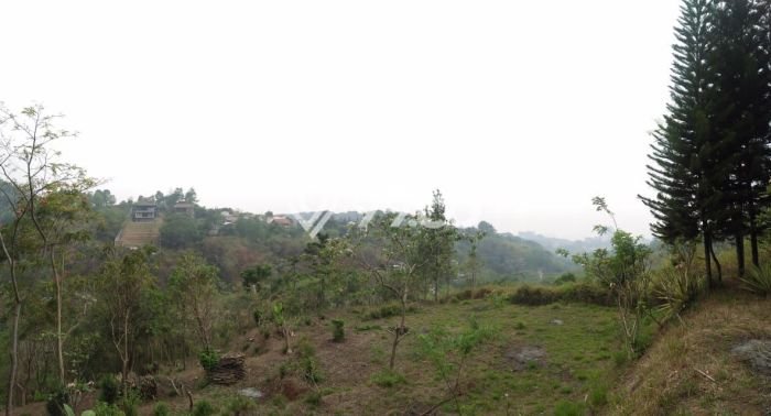 Dijual Rumah Mewah Elegan Dengan View Eksklusif di Dago, Bandung Dijual Rumah Mewah Elegan Dengan View Eksklusif di Dago, Bandung