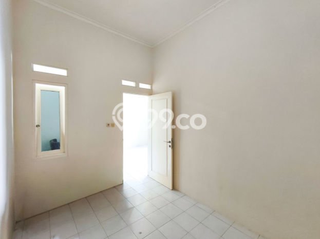 Rumah Strategis Modern Lb 45m2 di Ciputat, Tangerang Selatan Rumah Strategis Modern Lb 45m2 di Ciputat, Tangerang Selatan
