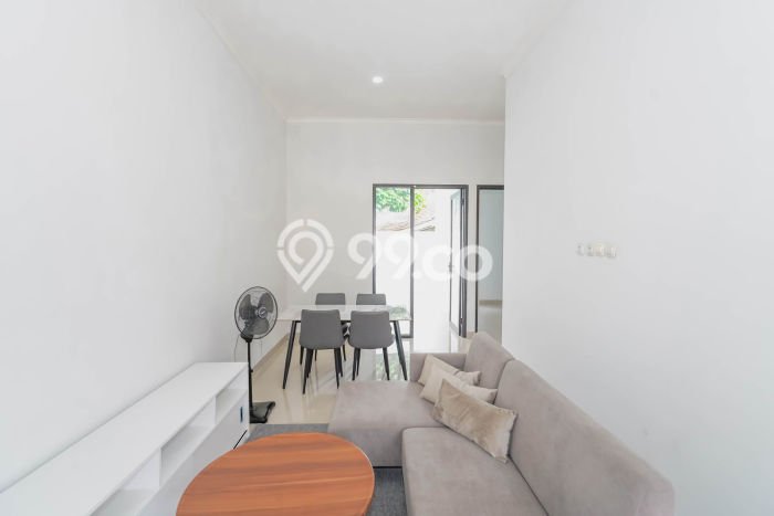 Rumah Modern Cantik 2 KT Siap Huni di Cilodong Rumah Modern Cantik 2 KT Siap Huni di Cilodong