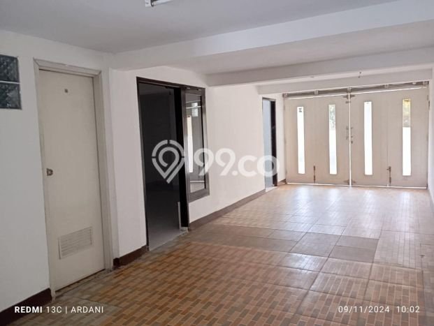 Jual Rumah Bagus Siap Huni LB 190m2 di Beji, Depok Jual Rumah Bagus Siap Huni LB 190m2 di Beji, Depok