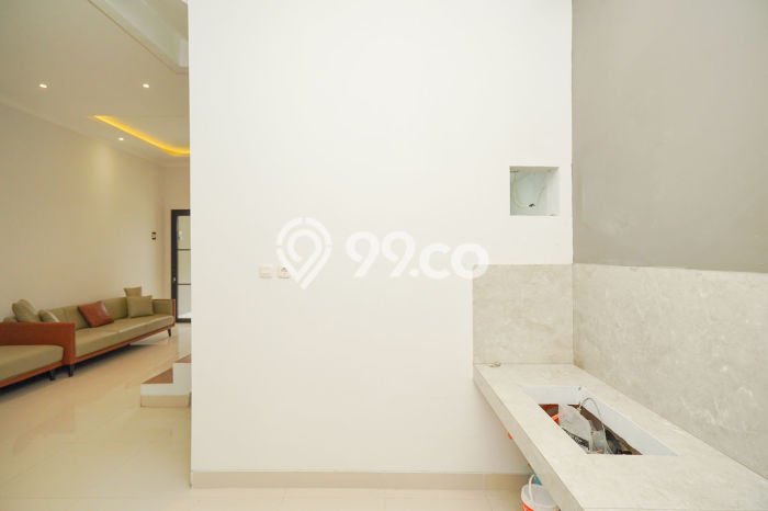 Rumah Terawat LT 80m² / LB 80m² di Kawasan Bisnis Cilodong, Depok Rumah Terawat LT 80m² / LB 80m² di Kawasan Bisnis Cilodong, Depok