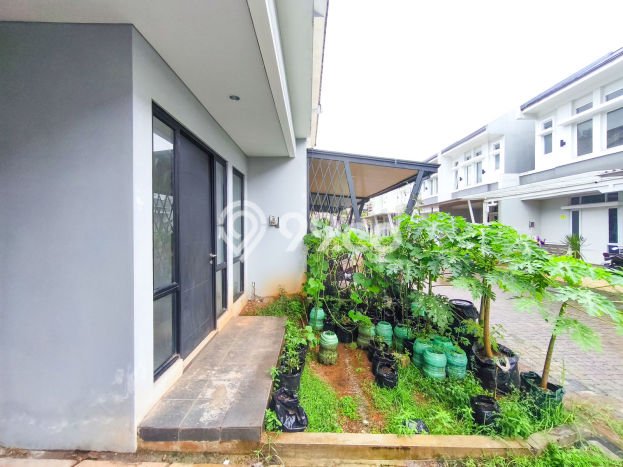 Hunian Nyaman Asri 2 KT Siap Pakai di BSD City Tangerang Hunian Nyaman Asri 2 KT Siap Pakai di BSD City Tangerang