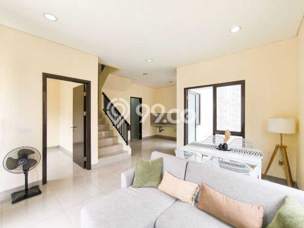 Rumah di BSD, Tangerang, Luas 107m² Bangunan 87m² Rumah di BSD, Tangerang, Luas 107m² Bangunan 87m²