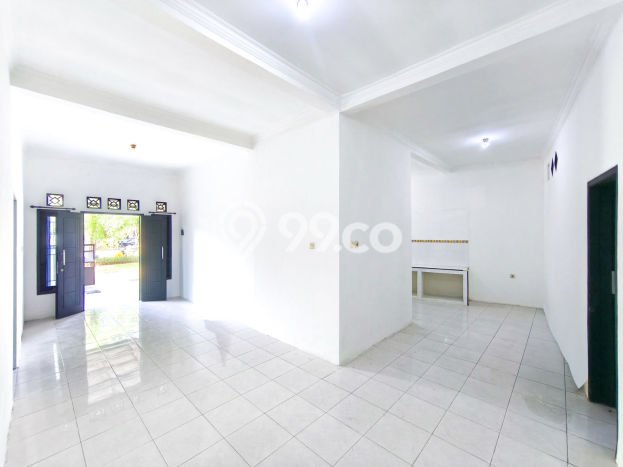Rumah Strategis Minimalis Lb 192m2 di Tangerang, Tangerang Rumah Strategis Minimalis Lb 192m2 di Tangerang, Tangerang