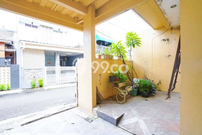 Rumah Modern Minimalis 4 Kamar Siap Huni di Cipayung Rumah Modern Minimalis 4 Kamar Siap Huni di Cipayung
