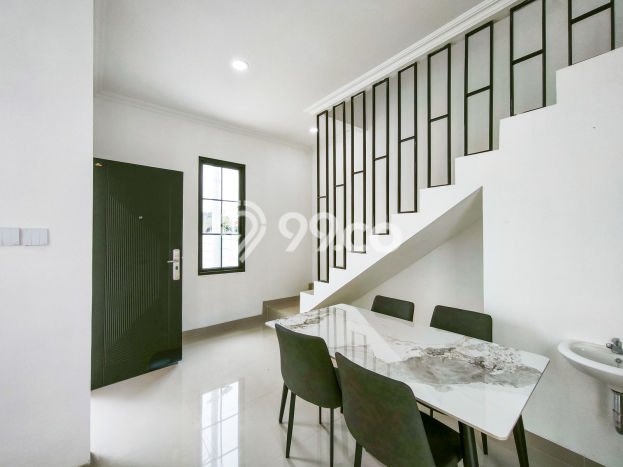 Jual Rumah Bagus Siap Huni LB 65m2 di Serpong, Tangerang Selatan Jual Rumah Bagus Siap Huni LB 65m2 di Serpong, Tangerang Selatan