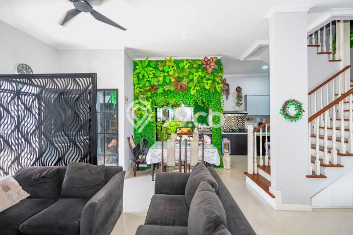 LISTING BARU! Rumah Strategis di Cinere, LT 90m2m² LB 120m2m² LISTING BARU! Rumah Strategis di Cinere, LT 90m2m² LB 120m2m²
