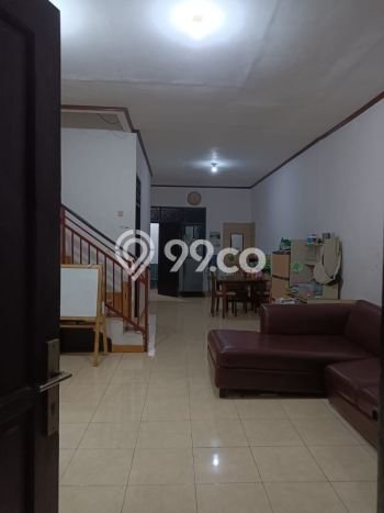 Dijual Cepat Rumah Bagus Siap Huni LB 180m2 di Duren Sawit, Jakarta Timur Dijual Cepat Rumah Bagus Siap Huni LB 180m2 di Duren Sawit, Jakarta Timur