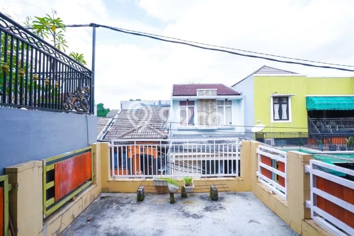 Rumah Modern Minimalis 4 Kamar Siap Huni di Cipayung Rumah Modern Minimalis 4 Kamar Siap Huni di Cipayung