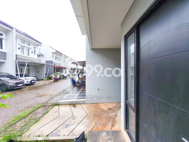 Hunian Nyaman Asri 2 KT Siap Pakai di BSD City Tangerang Hunian Nyaman Asri 2 KT Siap Pakai di BSD City Tangerang