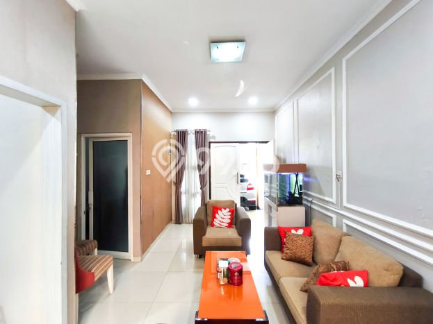 Dijual Cepat Rumah Bagus Siap Huni LB 250m2 di Ciputat, Tangerang Selatan Dijual Cepat Rumah Bagus Siap Huni LB 250m2 di Ciputat, Tangerang Selatan