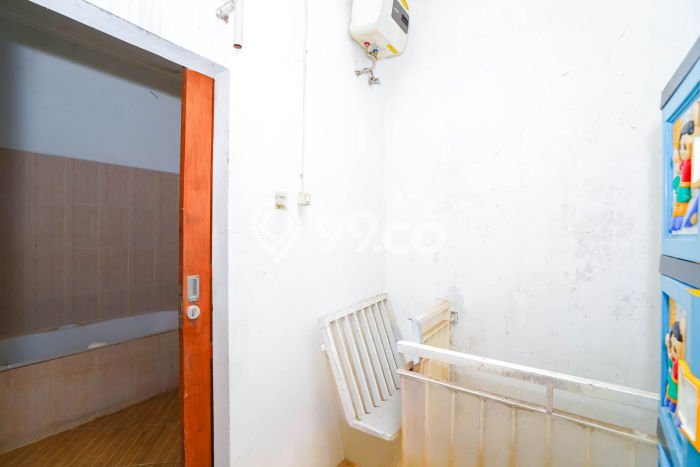 Rumah Modern Minimalis 4 Kamar Siap Huni di Cipayung Rumah Modern Minimalis 4 Kamar Siap Huni di Cipayung
