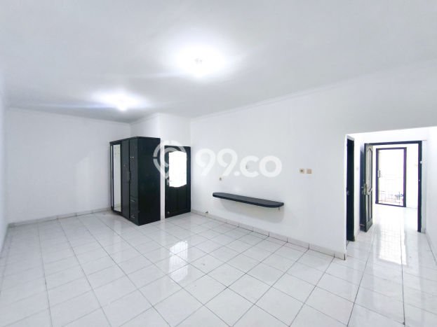 Rumah Strategis Minimalis Lb 192m2 di Tangerang, Tangerang Rumah Strategis Minimalis Lb 192m2 di Tangerang, Tangerang