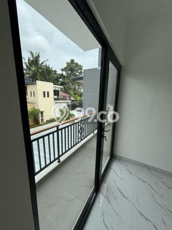For Sale Rumah 3 Kamar Lokasi Ideal Bagus dan Strategis di Cinere For Sale Rumah 3 Kamar Lokasi Ideal Bagus dan Strategis di Cinere