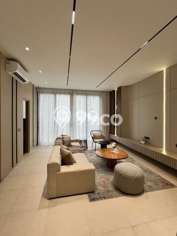 Siap Huni Hunian Elit 5 Kamar di Jagakarsa Dekat ke Mana Pun Siap Huni Hunian Elit 5 Kamar di Jagakarsa Dekat ke Mana Pun
