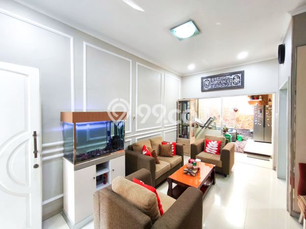 Dijual Cepat Rumah Bagus Siap Huni LB 250m2 di Ciputat, Tangerang Selatan Dijual Cepat Rumah Bagus Siap Huni LB 250m2 di Ciputat, Tangerang Selatan