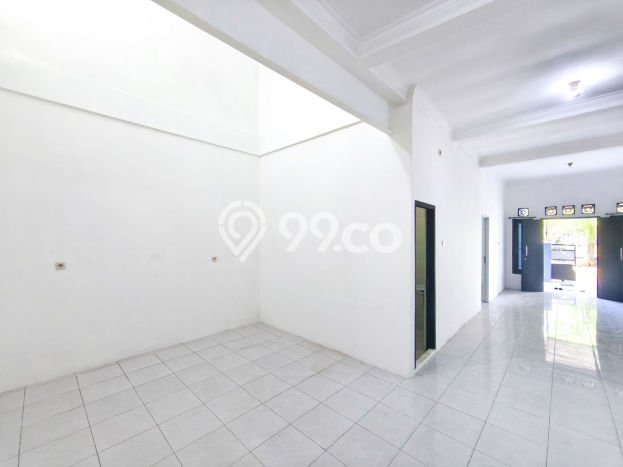Rumah Strategis Minimalis Lb 192m2 di Tangerang, Tangerang Rumah Strategis Minimalis Lb 192m2 di Tangerang, Tangerang
