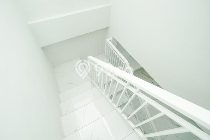 GOOD DEAL! Rumah Strategis di Cibubur, LT 135m² LB 198m² GOOD DEAL! Rumah Strategis di Cibubur, LT 135m² LB 198m²