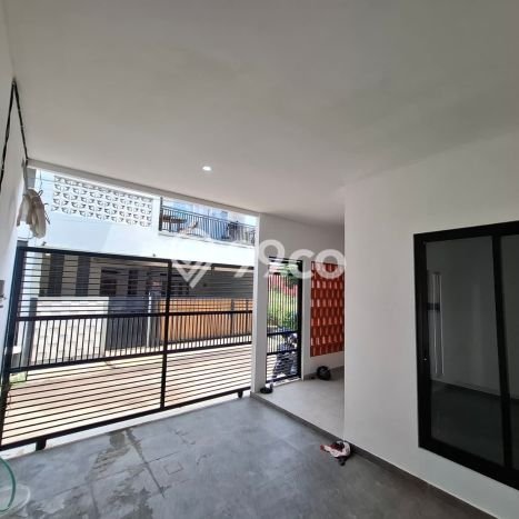 Jual Rumah Eksklusif 5 KT di Bintaro, Tangerang Selatan Jual Rumah Eksklusif 5 KT di Bintaro, Tangerang Selatan