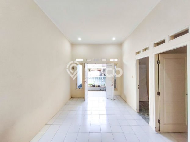 Rumah Strategis Modern Lb 45m2 di Ciputat, Tangerang Selatan Rumah Strategis Modern Lb 45m2 di Ciputat, Tangerang Selatan