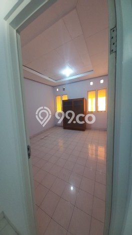 Disewakan! Rumah 4 Kamar Tidur &
3 Kamar Mandi di Turangga, Bandung Disewakan! Rumah 4 Kamar Tidur &
3 Kamar Mandi di Turangga, Bandung