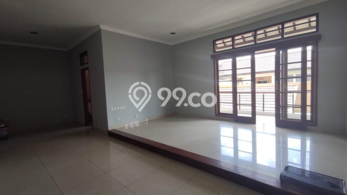 Rumah Cantik Siap Pakai Di Batununggal Luas 300m2 Lokasi Strategis Rumah Cantik Siap Pakai Di Batununggal Luas 300m2 Lokasi Strategis