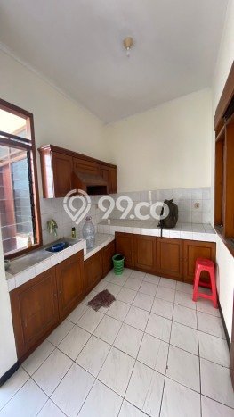Lokasi terbaik! Rumah siap pakai disewakan di Batununggal LB 120m2 Lokasi terbaik! Rumah siap pakai disewakan di Batununggal LB 120m2