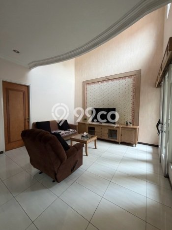 Jual Rumah Mewah Elegan Dengan View Cantik di Buah Batu, Bandung Jual Rumah Mewah Elegan Dengan View Cantik di Buah Batu, Bandung