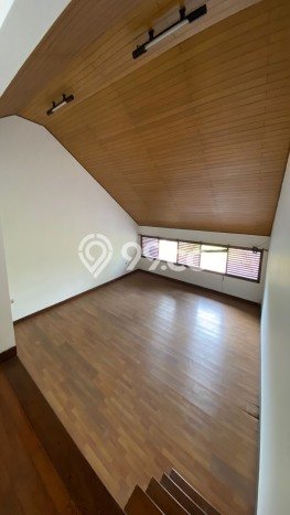 Sewa cepat hunian minimalis strategis 5 Kamar di Batununggal, Bandung Sewa cepat hunian minimalis strategis 5 Kamar di Batununggal, Bandung