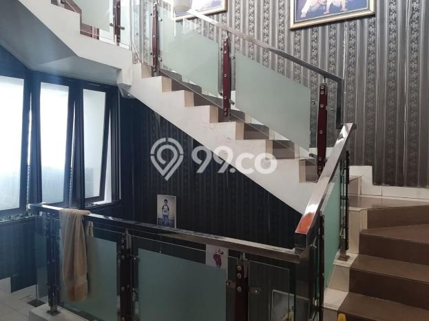 Rumah Minimalis 5 KT LT 135m2 di Pungkur Rumah Minimalis 5 KT LT 135m2 di Pungkur