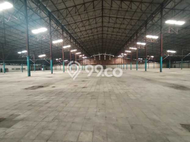 Unit Gudang Paling Strategis di Cibitung Bekasi dengan LB 63378m2 Unit Gudang Paling Strategis di Cibitung Bekasi dengan LB 63378m2