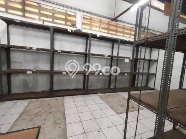 Gudang untuk Disewa di Pusat Jakarta Barat Luas Bangunan 1000m2 Gudang untuk Disewa di Pusat Jakarta Barat Luas Bangunan 1000m2