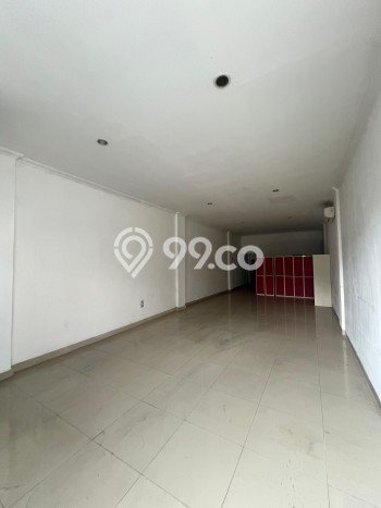 Unit Ruko Dijual di Jakarta Selatan LT 70m2 & LB 280m2 Unit Ruko Dijual di Jakarta Selatan LT 70m2 & LB 280m2