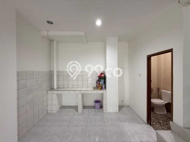 Dijual! Ruko di Mampang Jakarta Selatan LT 85m2 / LB 400m2 Kawasan Strategis Dijual! Ruko di Mampang Jakarta Selatan LT 85m2 / LB 400m2 Kawasan Strategis