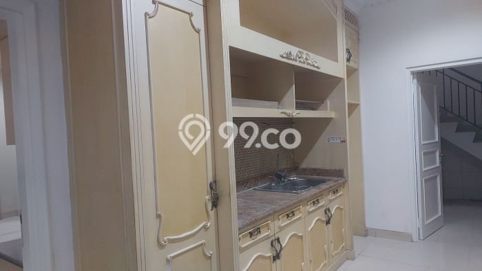 Rumah sewa siap pakai 4 Kamar Tidur di Pantai Indah Kapuk, Jakarta Utara Rumah sewa siap pakai 4 Kamar Tidur di Pantai Indah Kapuk, Jakarta Utara